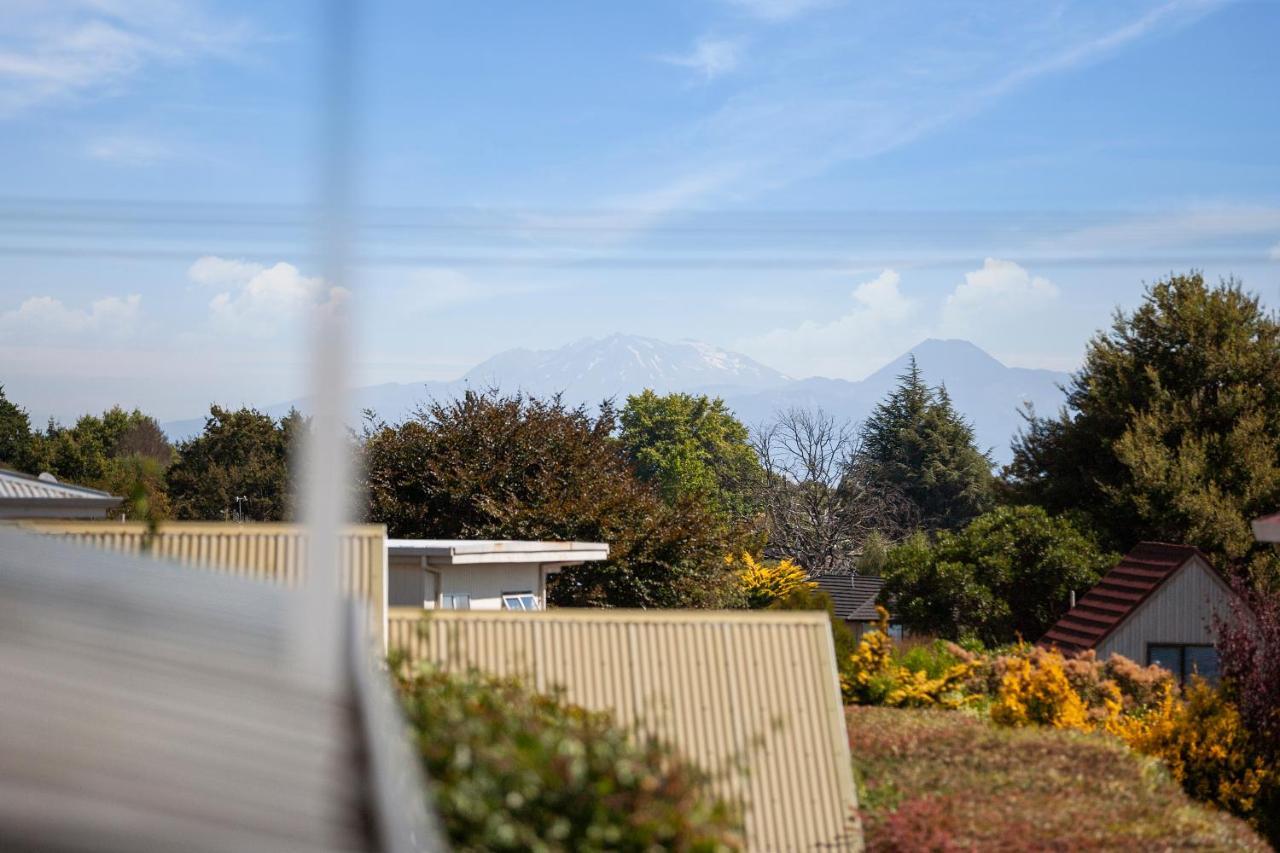 Lake Vista At Two Mile Bay- Taupo Central Home Exterior foto